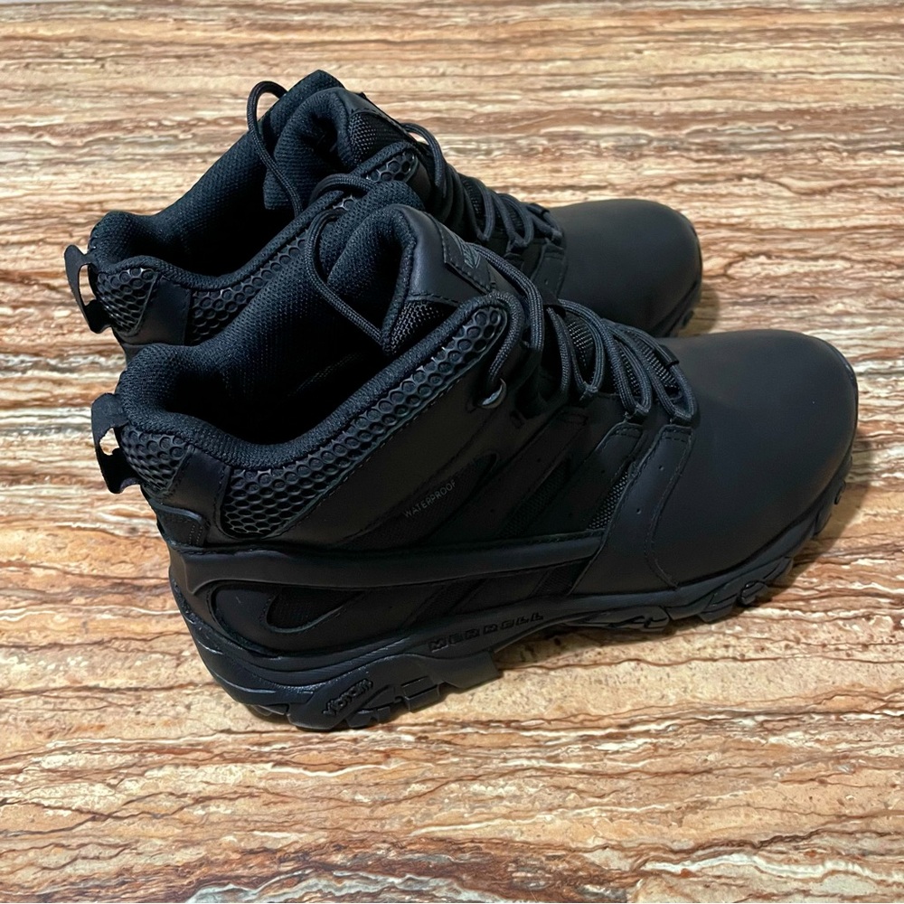 Merrell - Picture 6 of 16